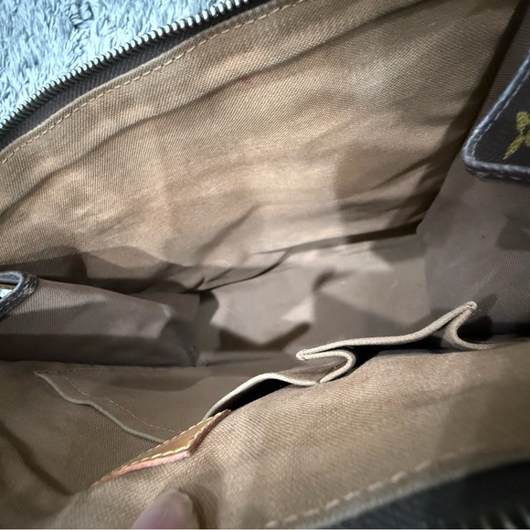 Authentic Vintage LV Popincourt Haut Bag - Picture 14 of 16